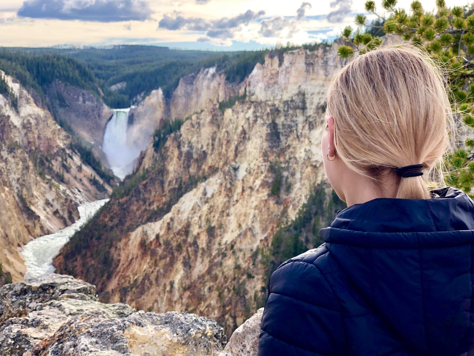 Йеллоустоун, горы, река. фото Tobeamerica 2018